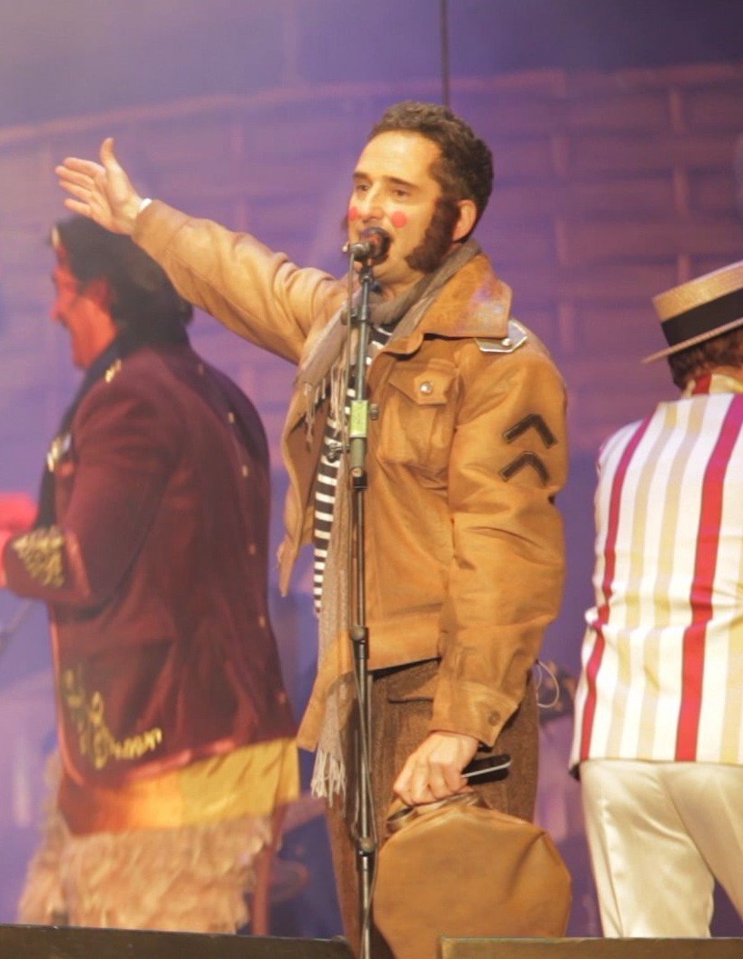 LET THE CARNIVAL BEGIN!